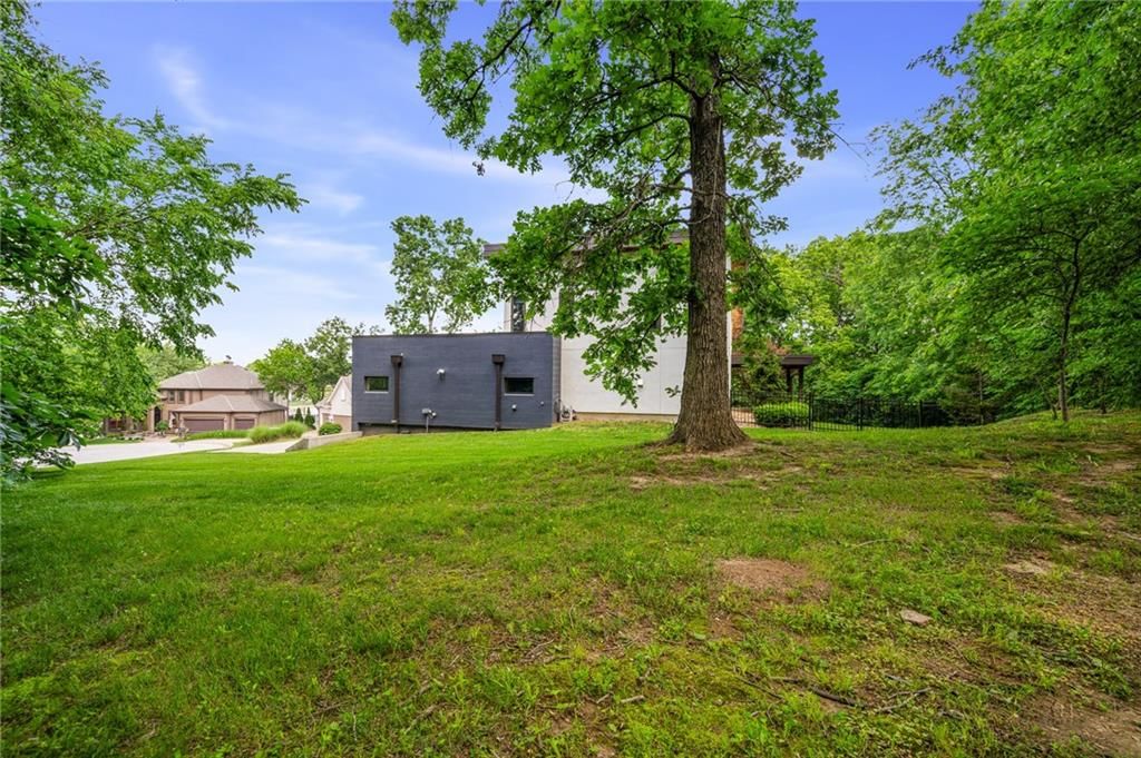 4717 CANAAN LAKE Circle — photo 64