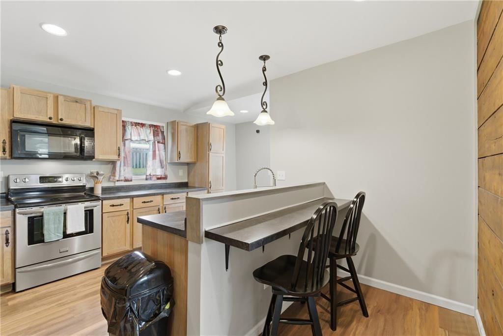 932 Dakota Street — photo 10