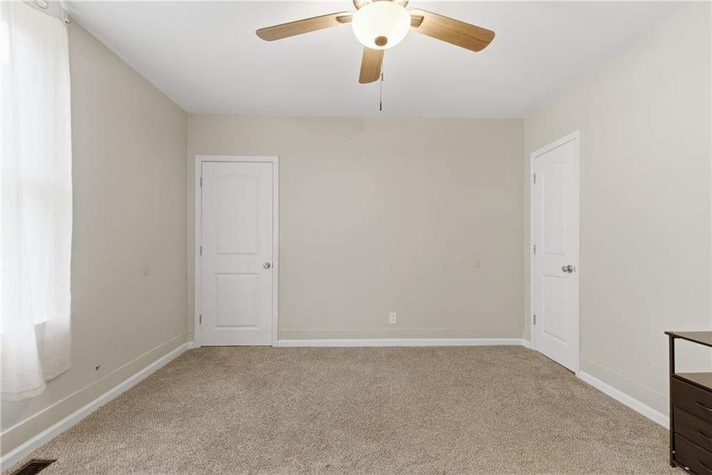 932 Dakota Street — photo 21