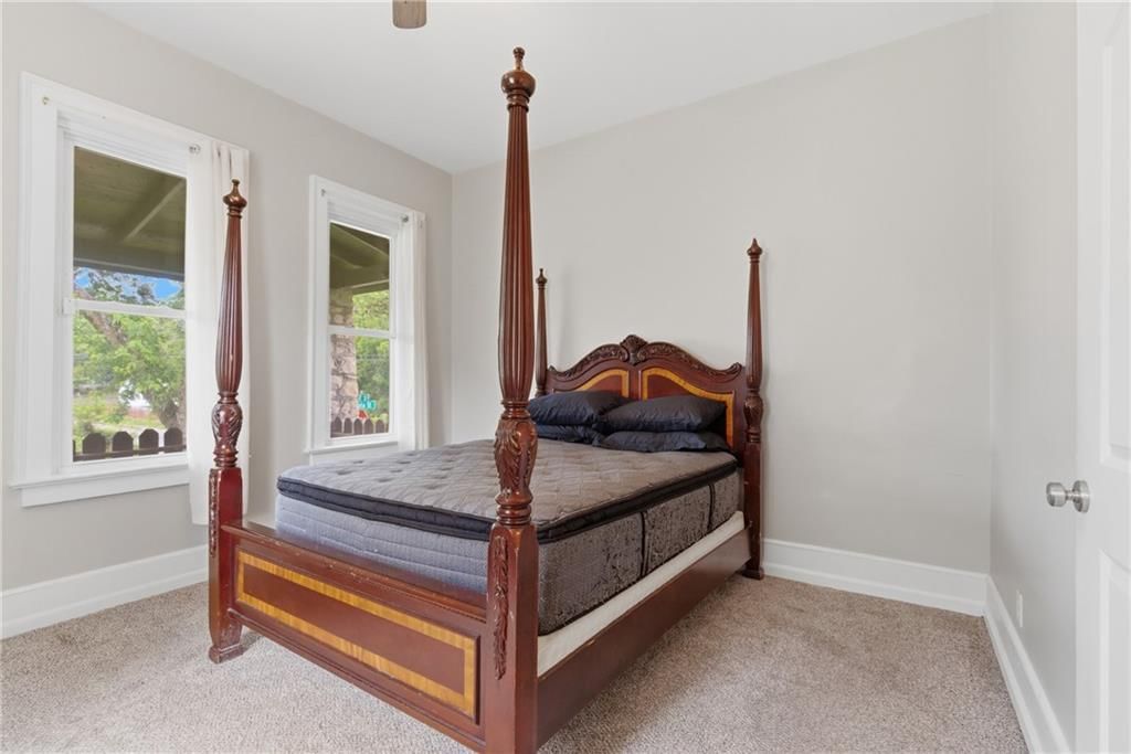 932 Dakota Street — photo 26