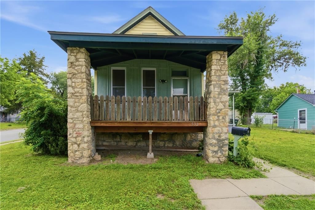 932 Dakota Street — photo 31