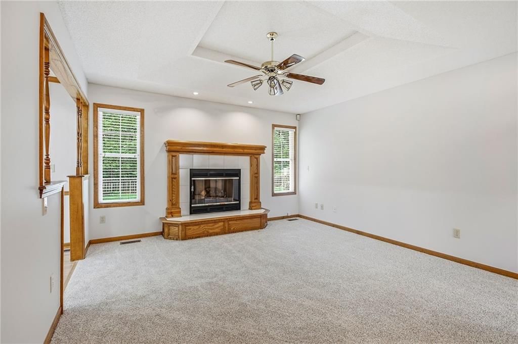 102 W Sierra Drive — photo 12