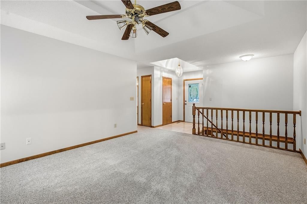 102 W Sierra Drive — photo 13