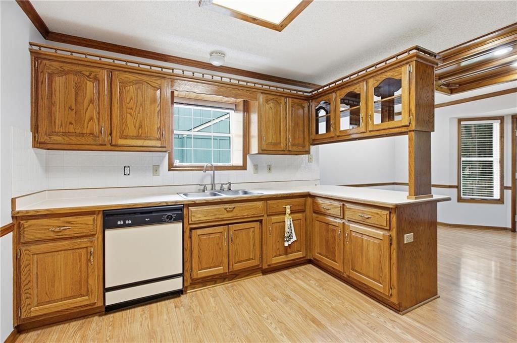 102 W Sierra Drive — photo 19