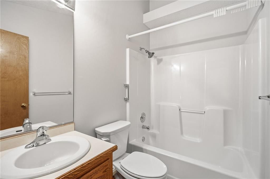 102 W Sierra Drive — photo 22