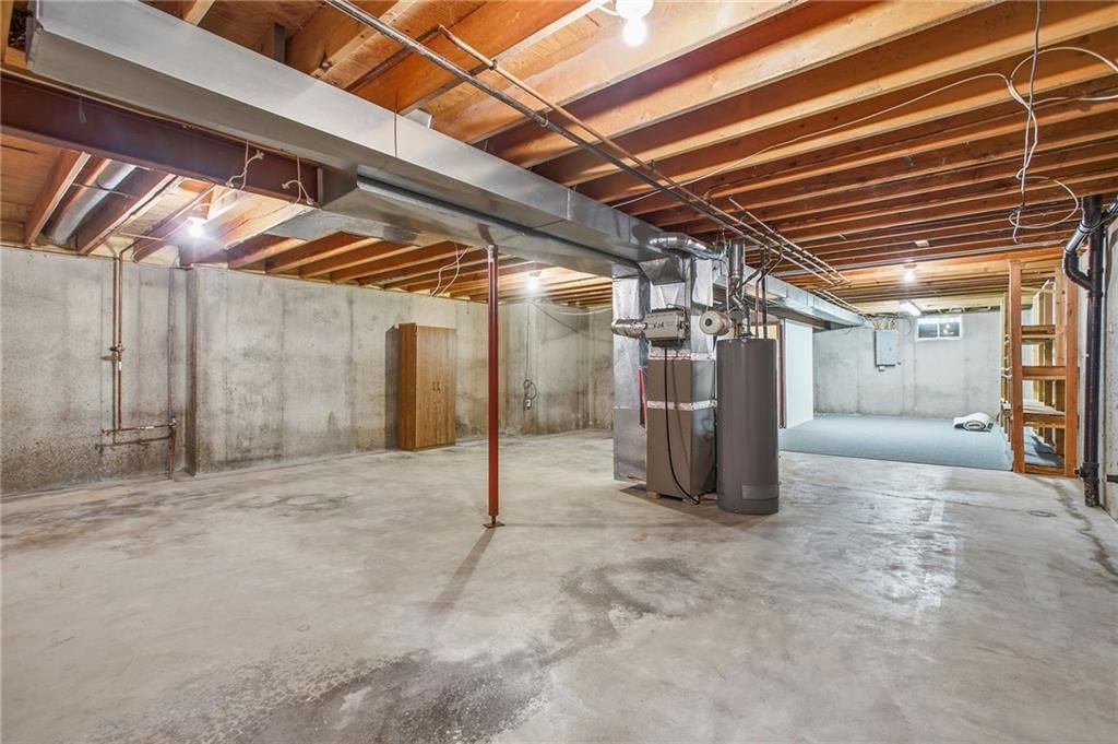 102 W Sierra Drive — photo 36