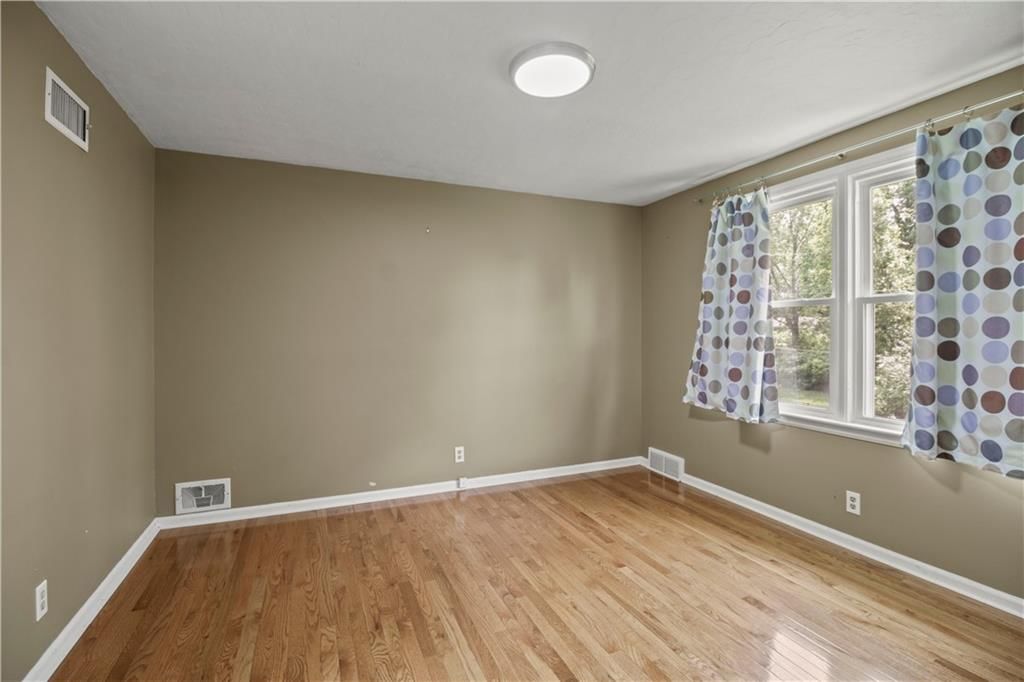 407 NW O'Brien Road — photo 24
