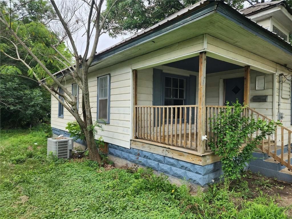 305 E Forest Street — photo 12