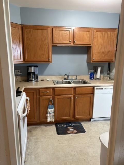 4545 Wornall Road — photo 9