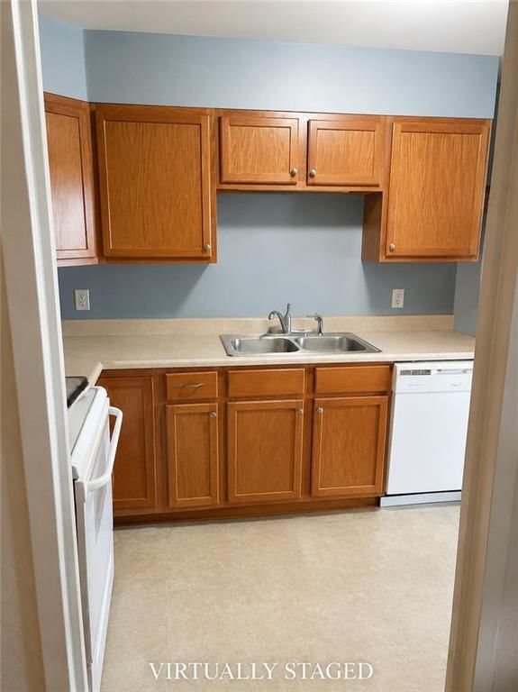 4545 Wornall Road — photo 10