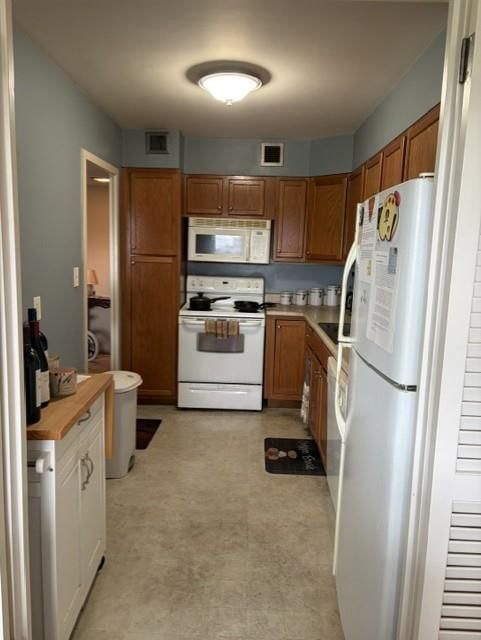 4545 Wornall Road — photo 11