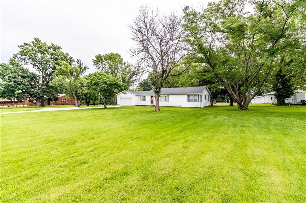 237 NW 21 Road — photo 4