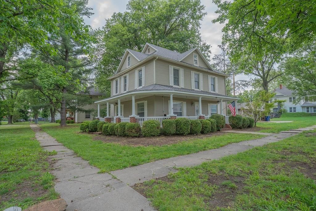 235 S Minnesota Avenue — photo 2