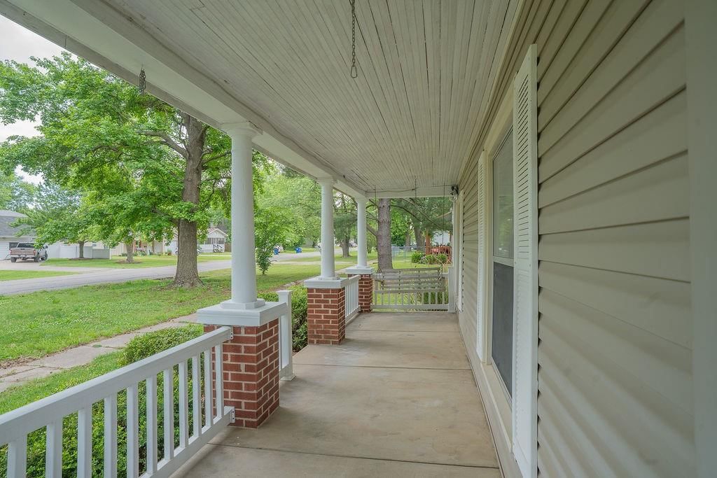 235 S Minnesota Avenue — photo 4