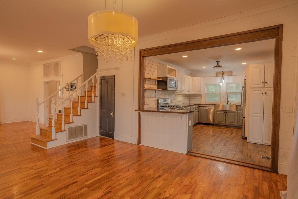 235 S Minnesota Avenue — photo 12