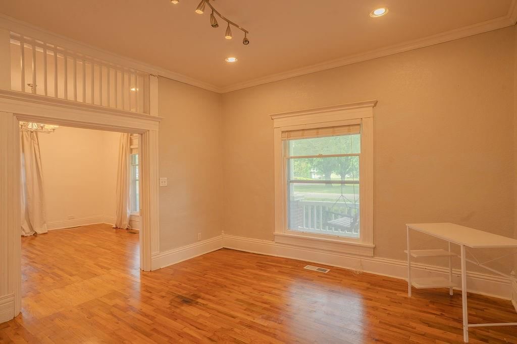 235 S Minnesota Avenue — photo 16