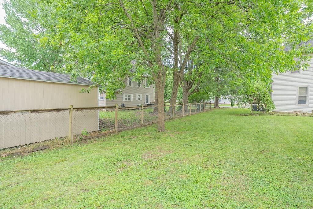 235 S Minnesota Avenue — photo 25