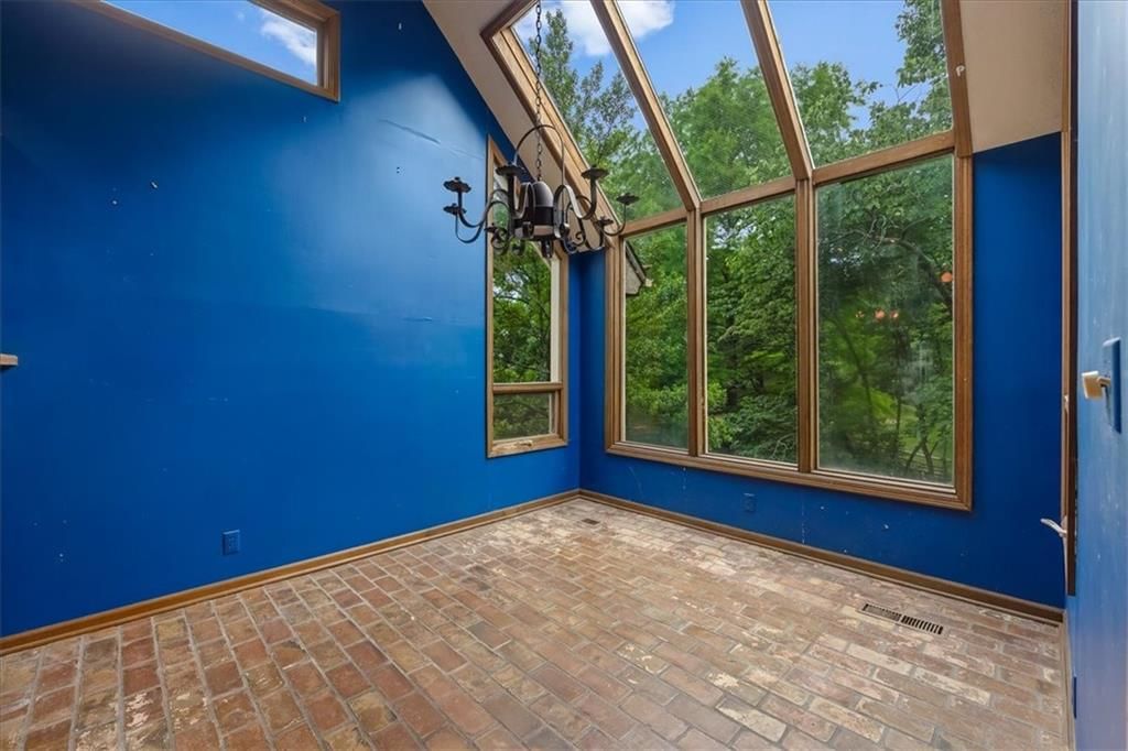 10263 Garnett Street — photo 10