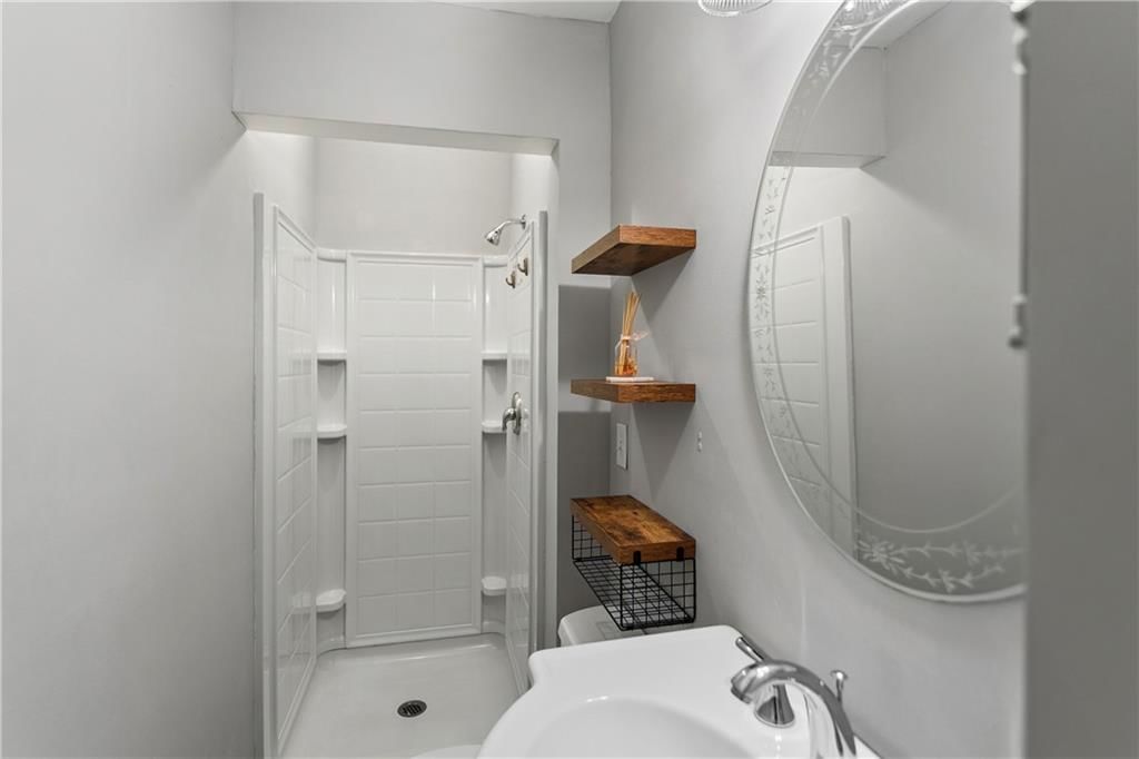 10600 BALES Avenue — photo 30