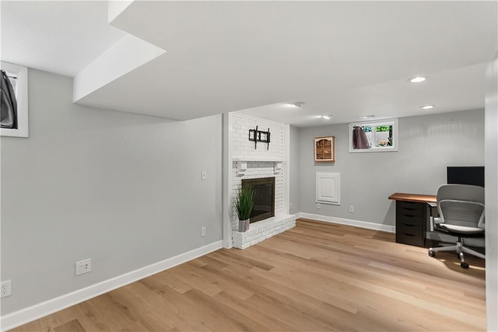 10600 BALES Avenue — photo 34