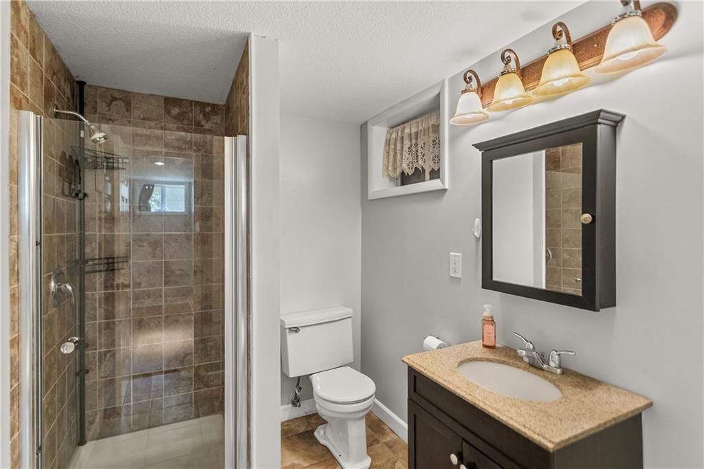10600 BALES Avenue — photo 36