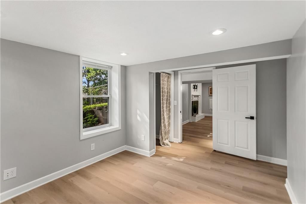 10600 BALES Avenue — photo 39