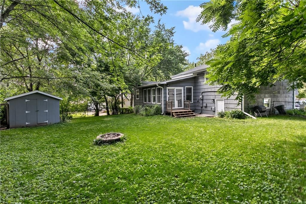 10600 BALES Avenue — photo 42