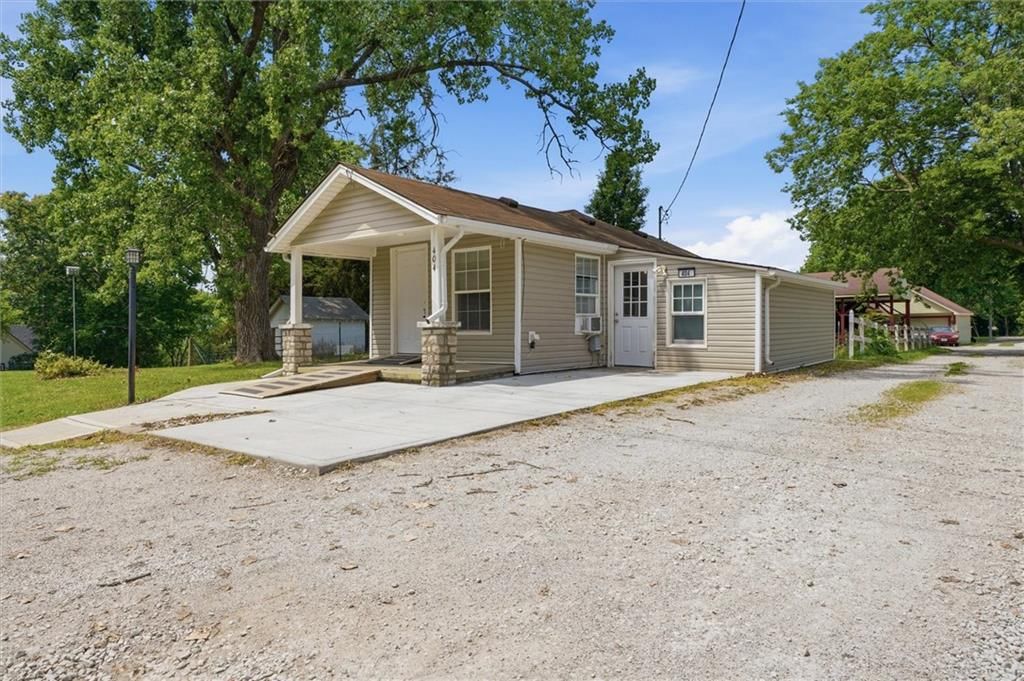 404 Salem Road — photo 8