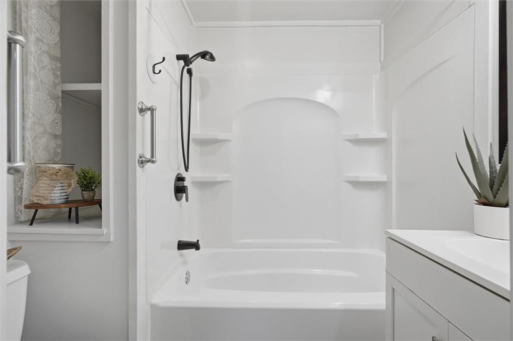 404 Salem Road — photo 17