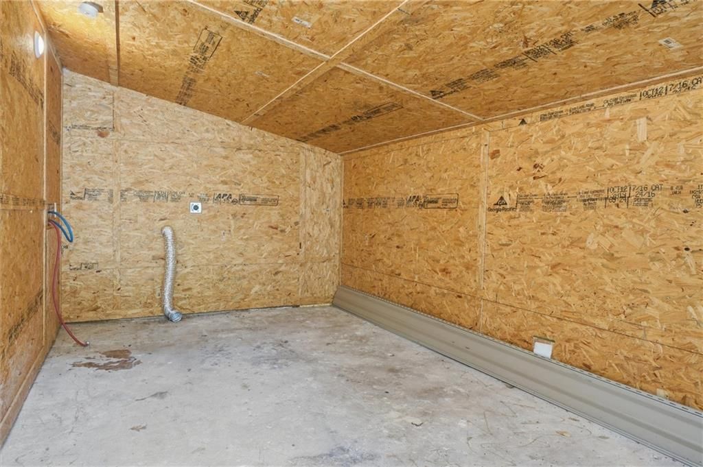 404 Salem Road — photo 29