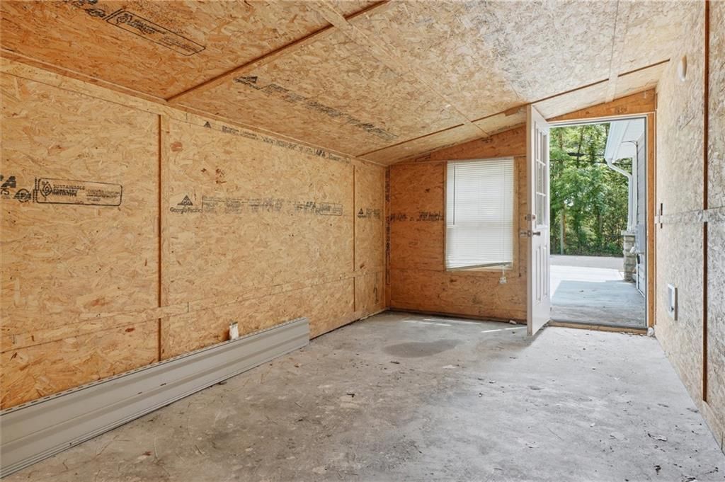 404 Salem Road — photo 30