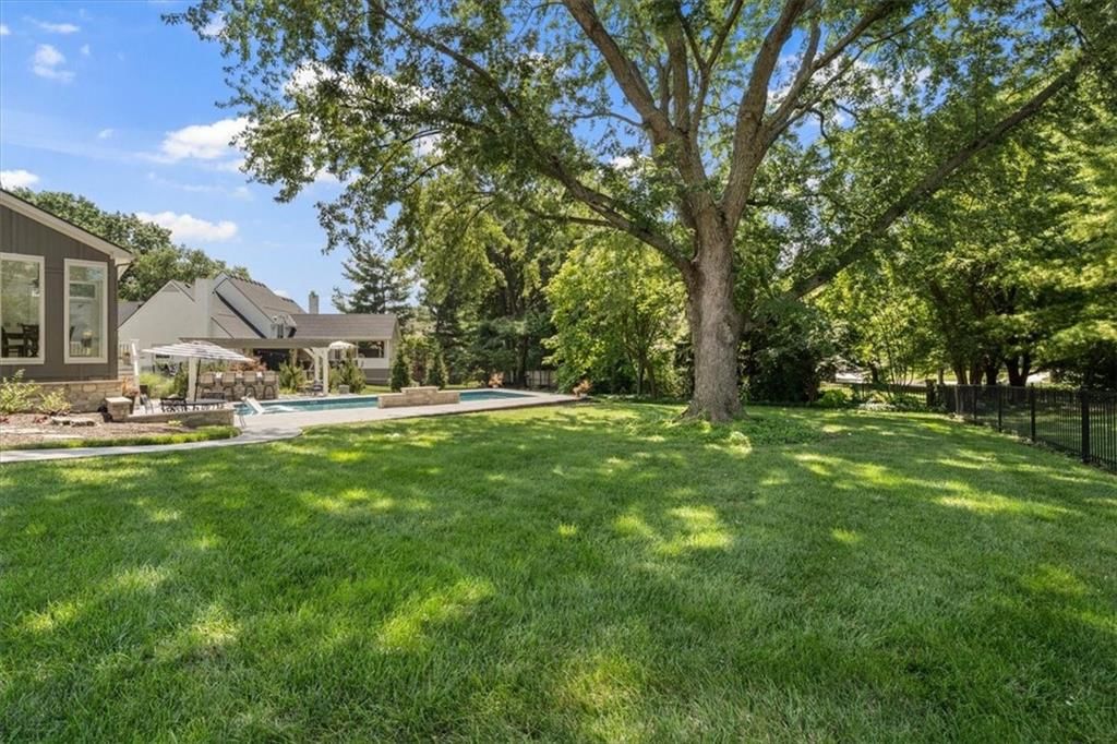 4505 W 138th Street — photo 52