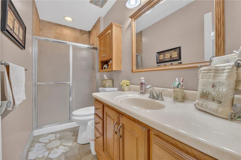 8402 68th Street — photo 13