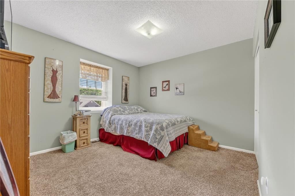 8402 68th Street — photo 16