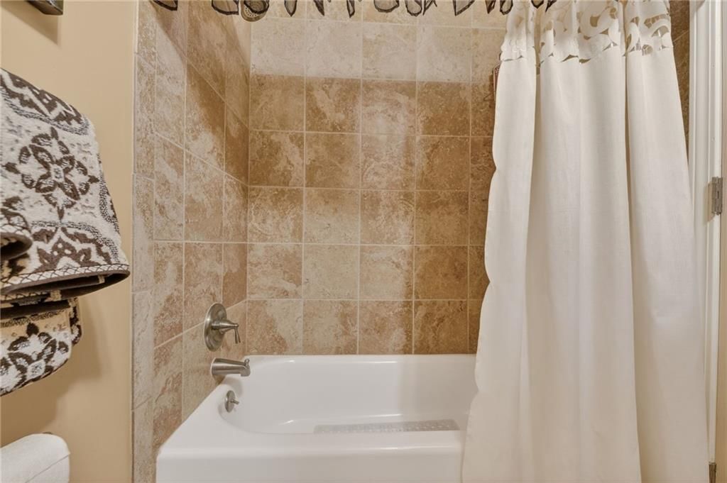 8402 68th Street — photo 19