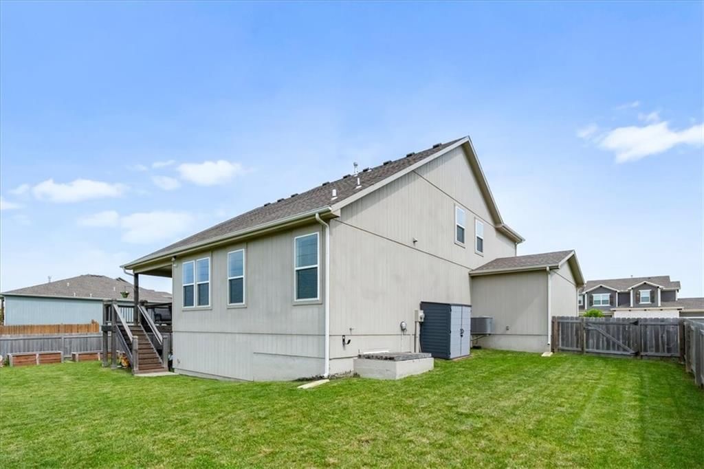 1825 SW Merryman Drive — photo 32