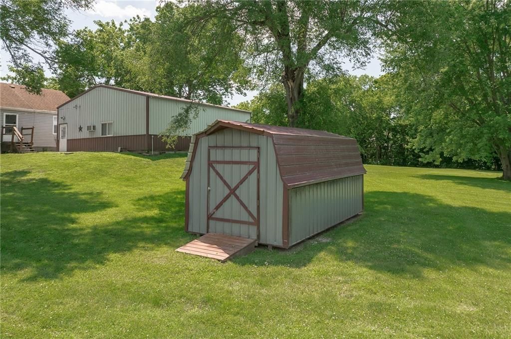705 E Price Avenue — photo 5