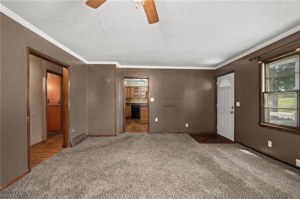 705 E Price Avenue — photo 12