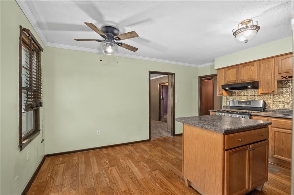 705 E Price Avenue — photo 15