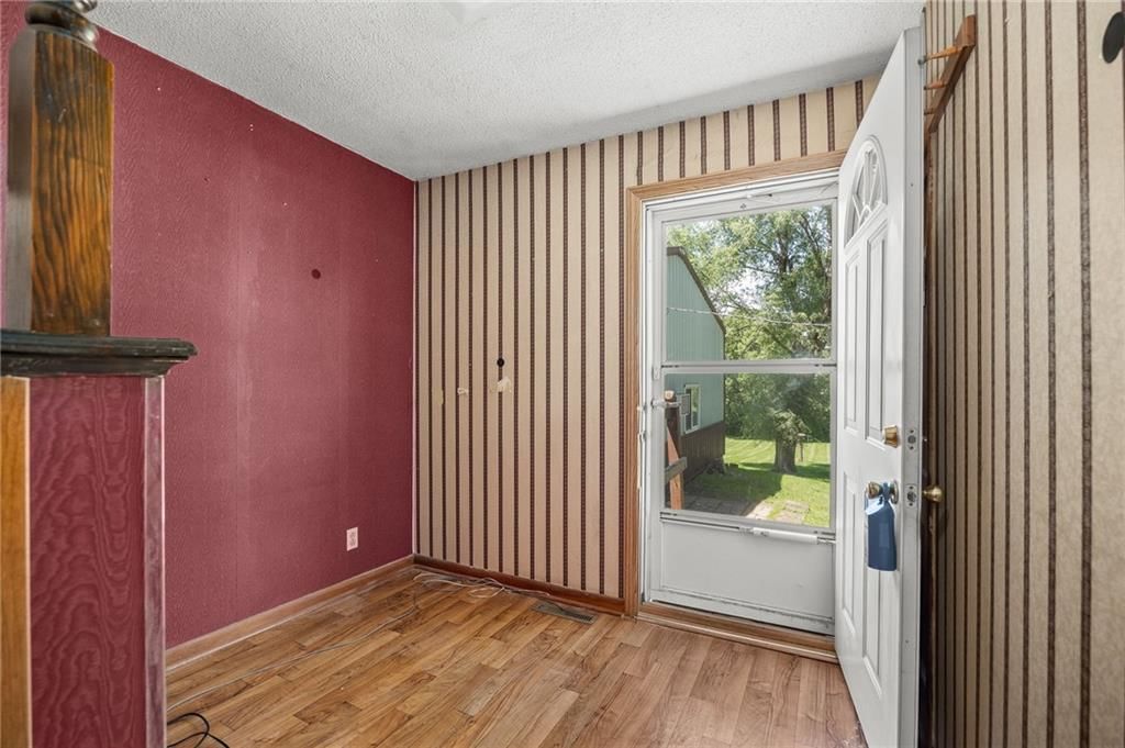 705 E Price Avenue — photo 23