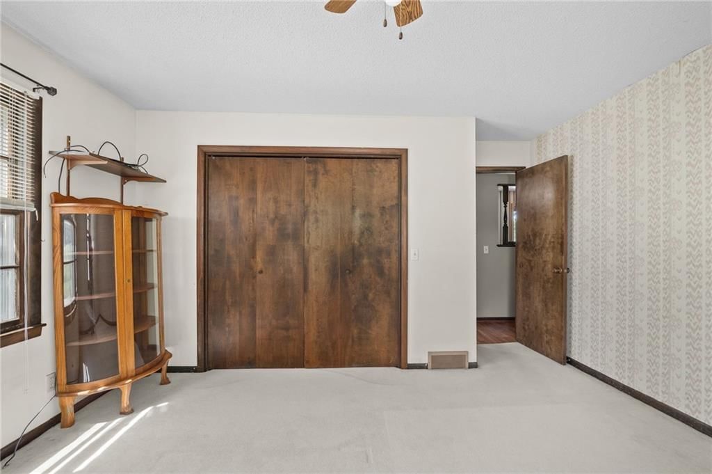 705 E Price Avenue — photo 27