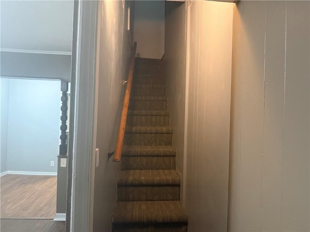 420 Farley Terrace — photo 6