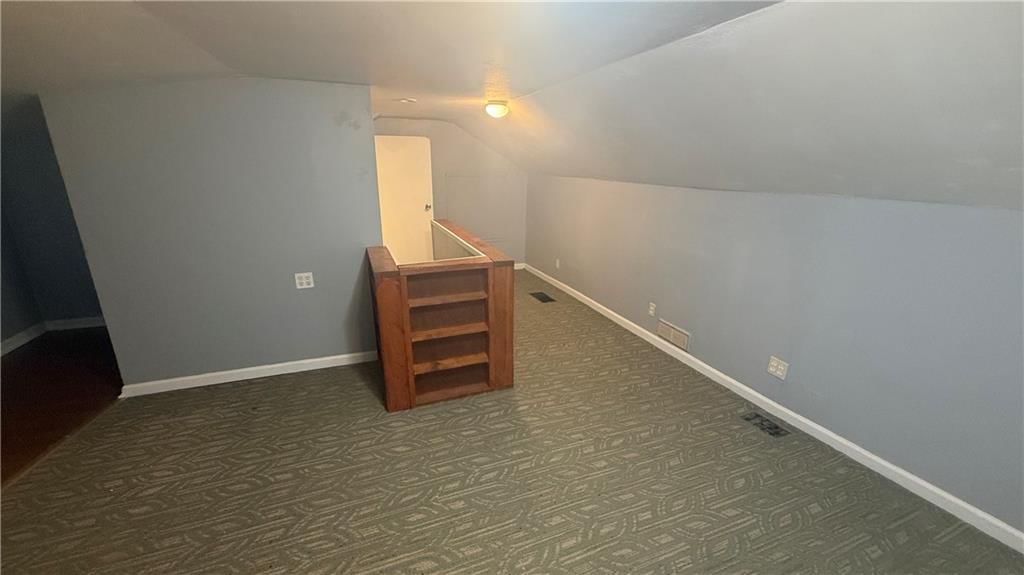 420 Farley Terrace — photo 10