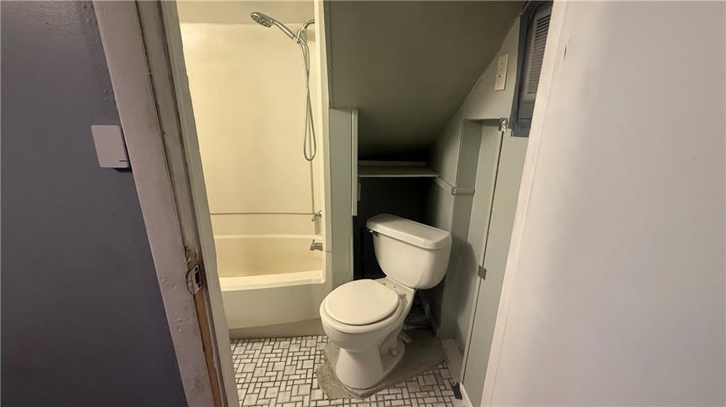 420 Farley Terrace — photo 12