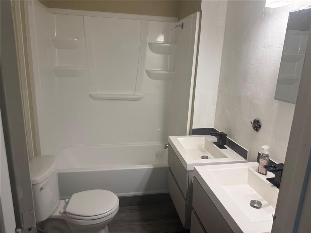 420 Farley Terrace — photo 24