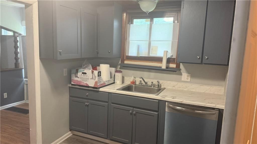 420 Farley Terrace — photo 27
