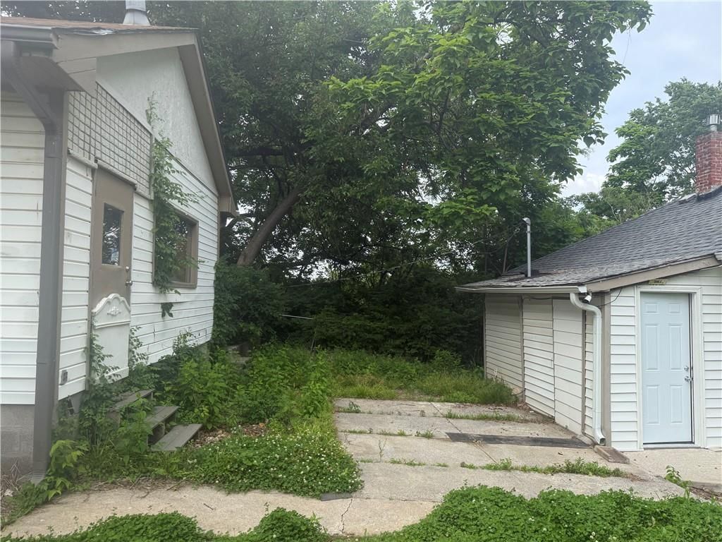 420 Farley Terrace — photo 34