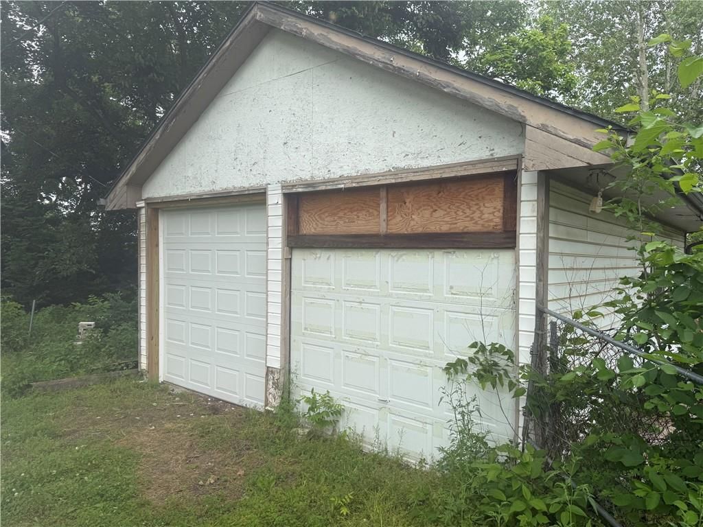 420 Farley Terrace — photo 35