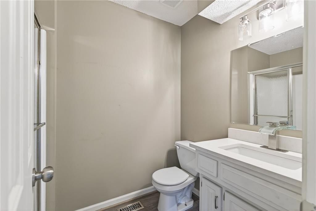 708 Autumn Drive — photo 18