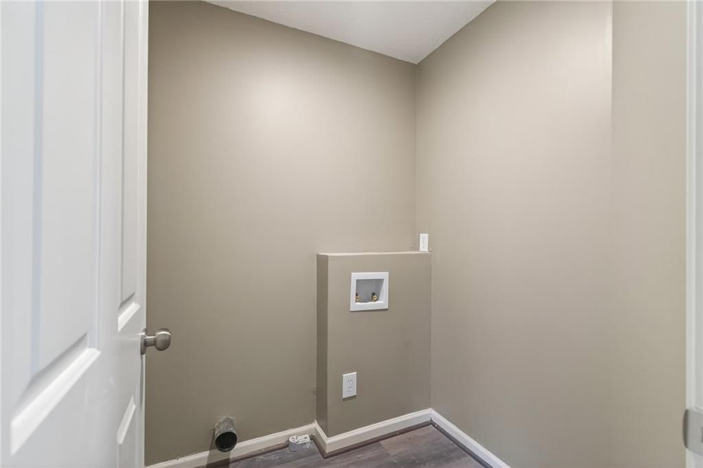 708 Autumn Drive — photo 19